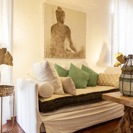 Piazza Navona Loft for 7 people-3
